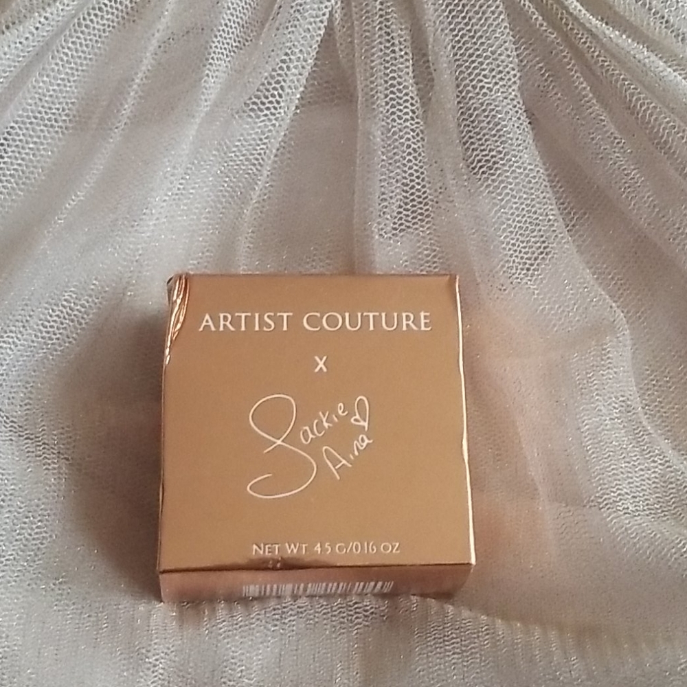 Artist couture